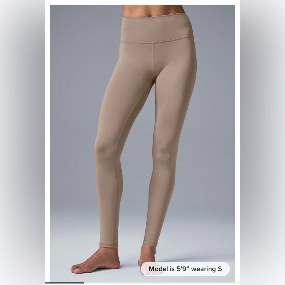 ALO Yoga Beige High-Waisted Leggings